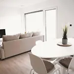 Beautiful 2br In Kirchberg לוקסמבורג