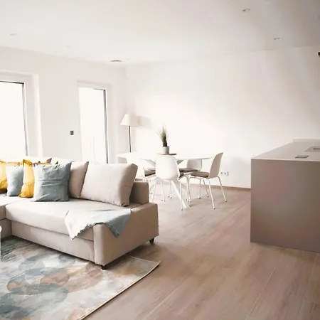 Beautiful 2br In Kirchberg 公寓 *