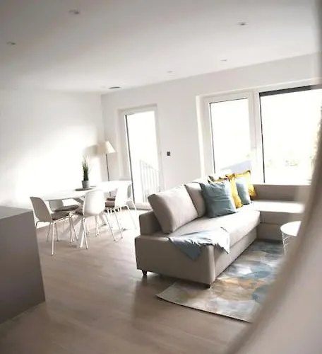 Beautiful 2br In Kirchberg Apartamento